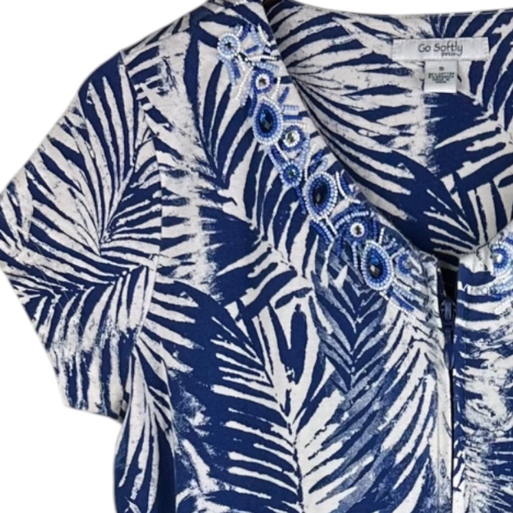 Go Softly Patio Dress Sz Small Full Zip Kaftan Mumu Blue White Beaded Tropical - Picture 3 of 5